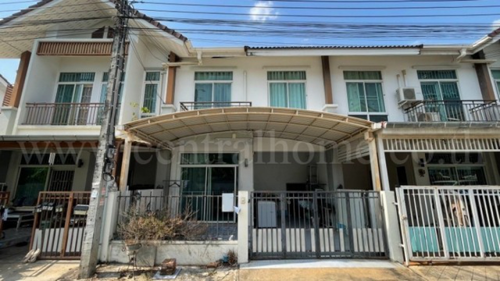 ลดด่วน ทาวน์เฮ้าส์ บ้านเปี่ยมสุข รัตนาธิเบศร์ - วัดสวนแก้ว หน้าบ้านไม่ชนใคร