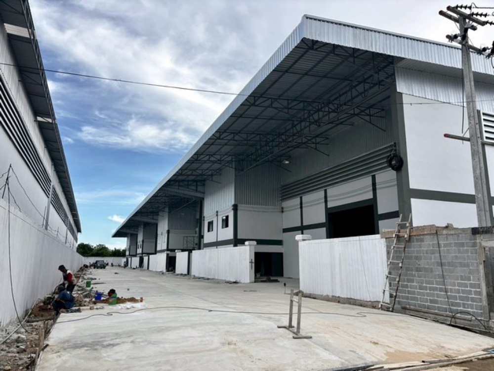 ให้เช่าโกดังพร้อมออฟฟิศสร้างใหม่ ไฟฟ้า 250 KVA  มี 3 ขนาดให้เลือก  ตำบล สวนหลวง อำเภอกระทุ่มแบน