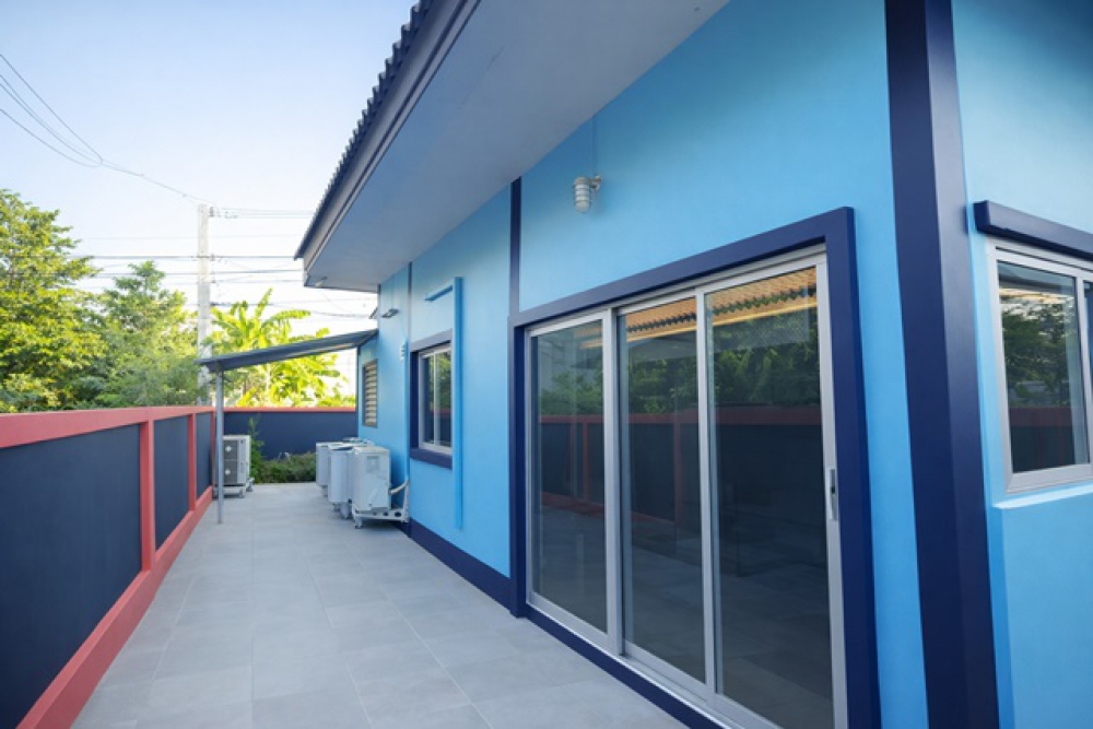 ปราจีนบุรี นิคม304  1.2 กม. ให้เช่าบ้านเดี่ยว 2นอน ท่าตูม ศรีมหาโพธิ น้ำไม่ท่วมสูง 5ม. ต่อเติมหลังคาโรงจอดรถ