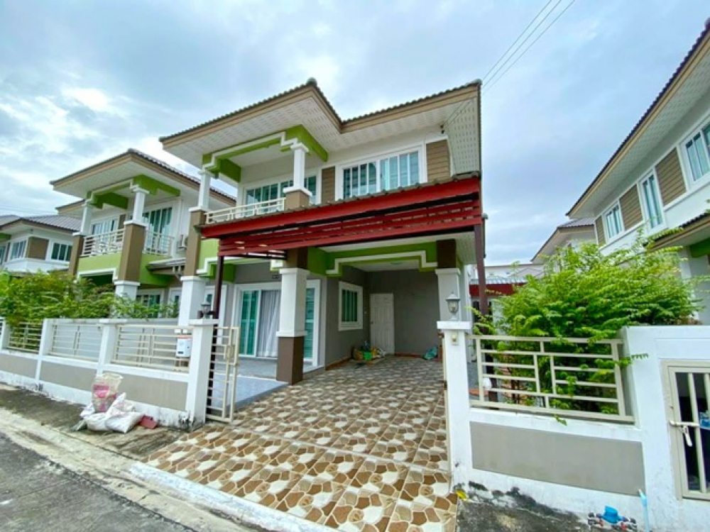 ตลาดสดนิคมบางปู บางปูนคร-พุฒสี โลตัส แพรกษา 800 ม. 3 แอร์ ใหญ่มากให้เช่าบ้าน2 ชั้นพร้อมสวน และสนามหญ้า 42ตร.วา.น่าอยู่ 3 นอน