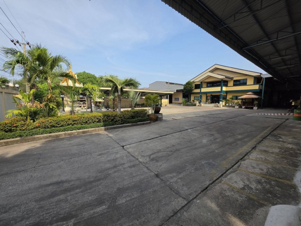 ให้เช่าโรงงาน พร้อมสำนักงาน 5,500 ตรม. ซอยบุญมีทรัพย์ เทพารักษ์ สมุทรปราการ ใกล้นิคมบางปู