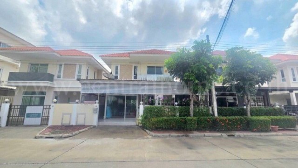บ้านแฝด 2 ชั้น นนท์ณิชา บางใหญ่ 2  เวสต์เกต นนทบุรี