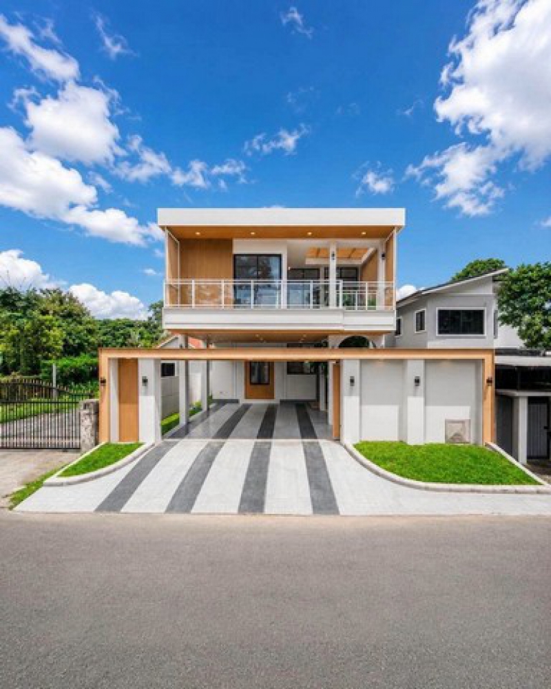 บ้านสร้างใหม่ สไตล์ Minimal Modern Luxury เฟอร์ครบ วังตาล